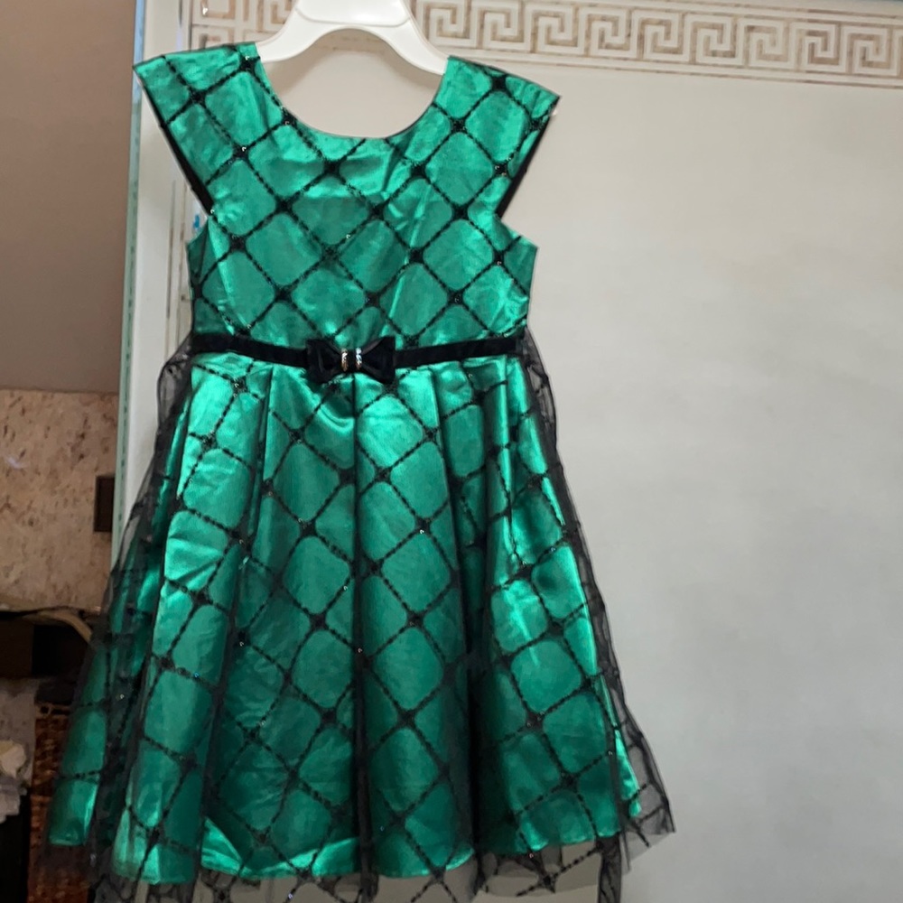 Holiday green and black very nice dress.